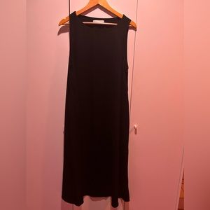 Oak & Fort Black Mid Length Dress with pockets 🖤